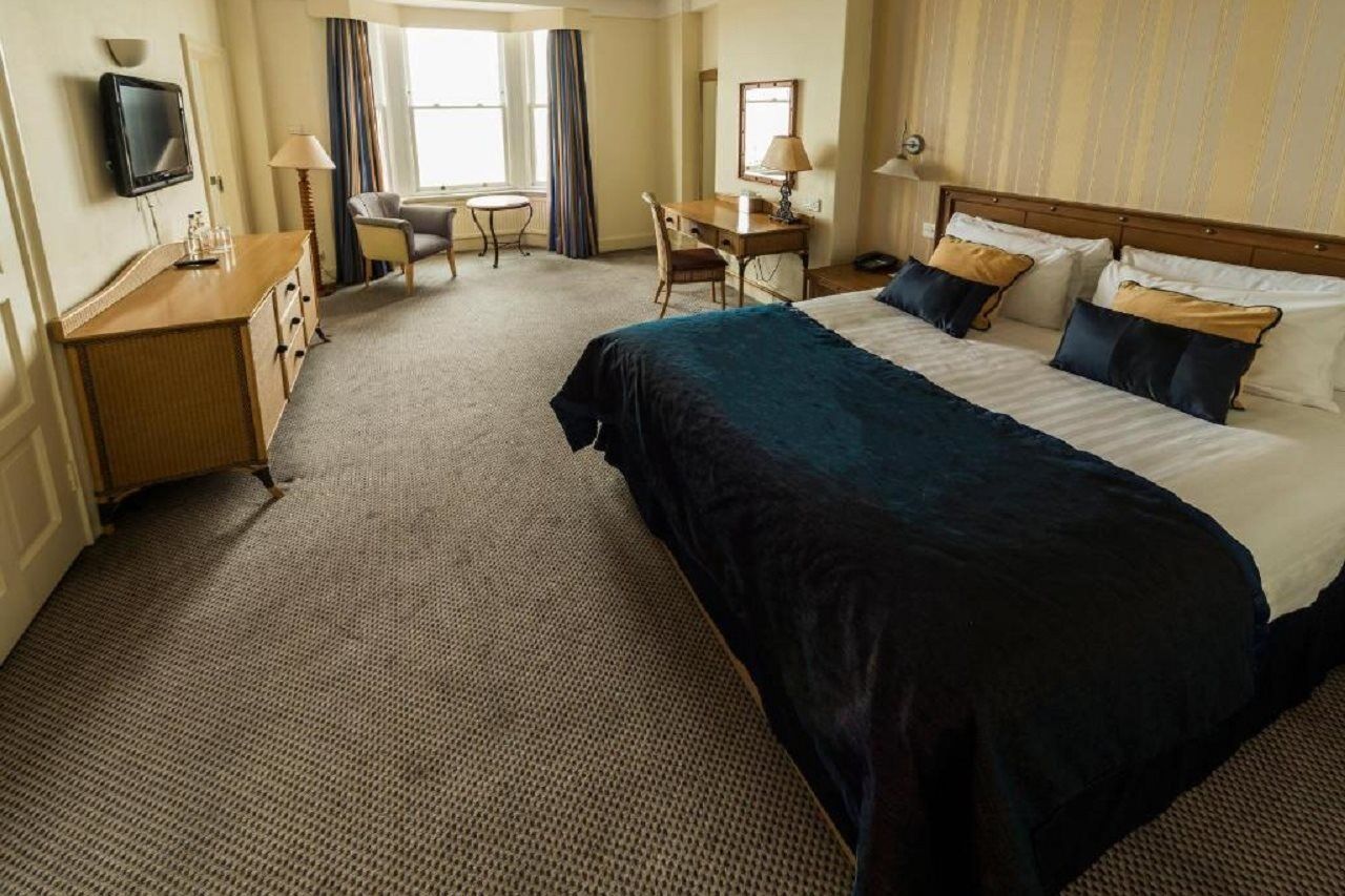 โรงแรมดิ โอลด์ ชิป Brighton ภายนอก รูปภาพ